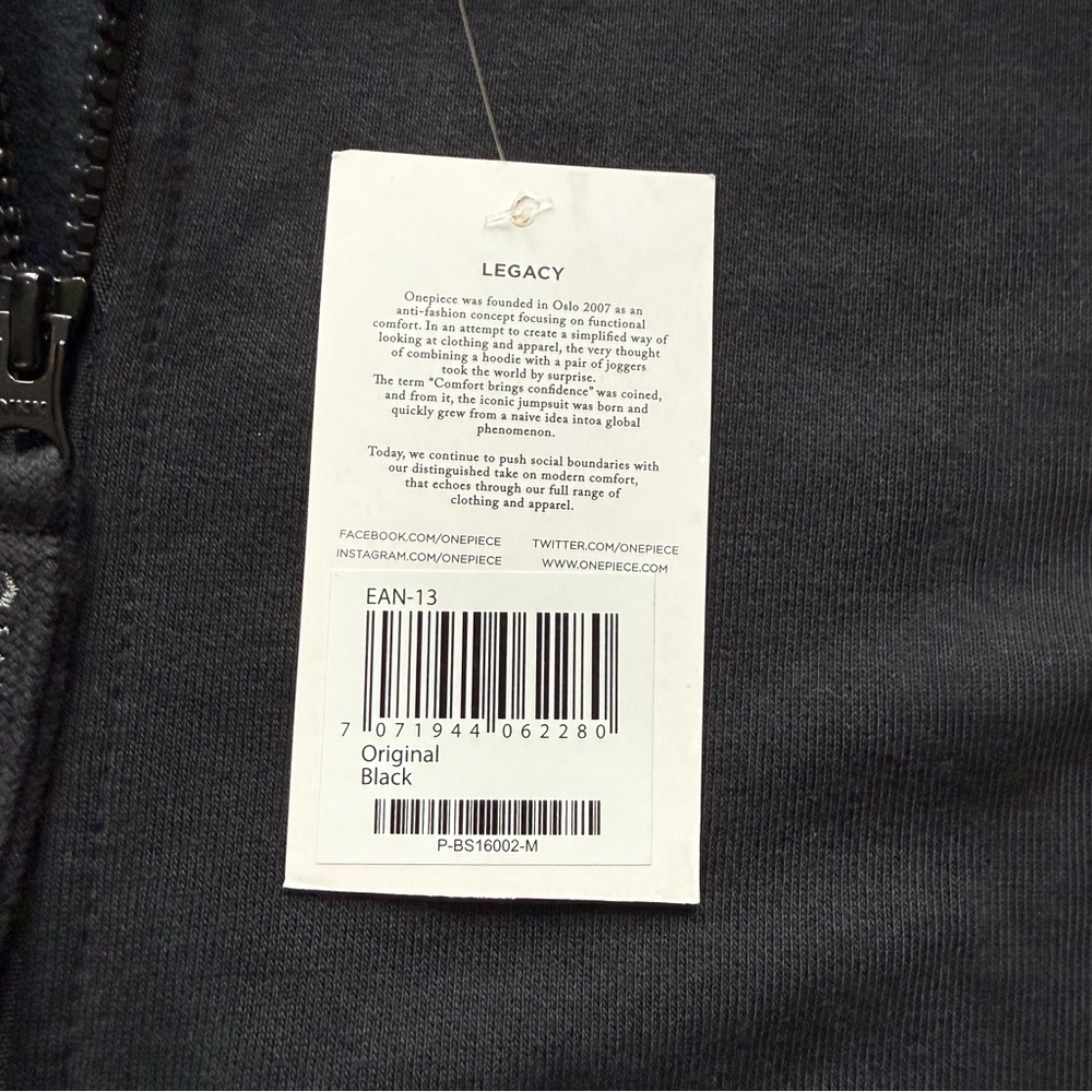 NWT Onepiece Original Onesie 2.0 - Picture 8 of 10